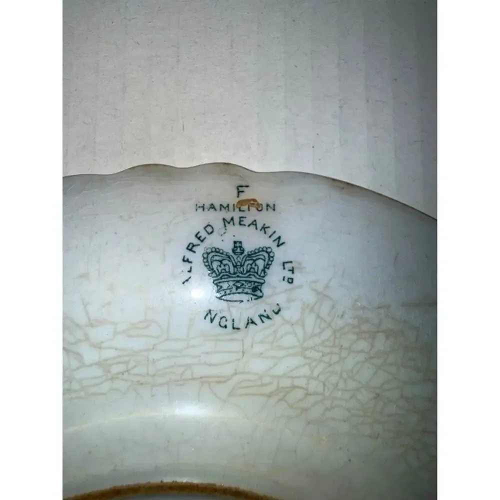 N/A vintage ceramic